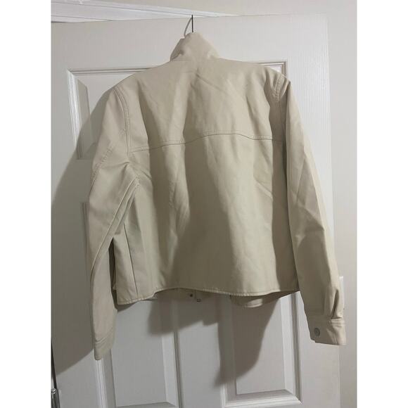 Baccini Cream Faux Leather Jacket with Zip and Flap Pockets, Sz L -- NWT - Picture 5 of 6